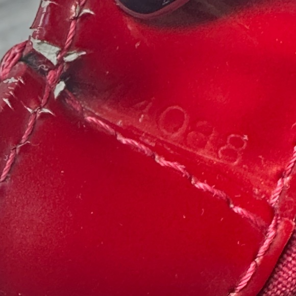 Louis Vuitton Vernis Patent Leather Wilshire PM EUC - Picture 10 of 16